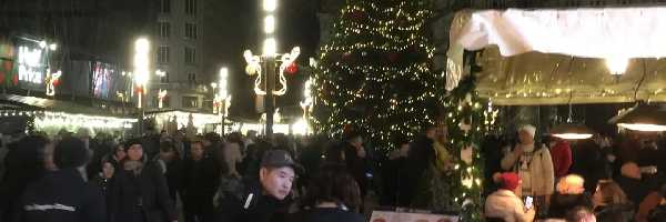 /family/butyi/bereal/2022/photos/bereal_1703014208.jpg