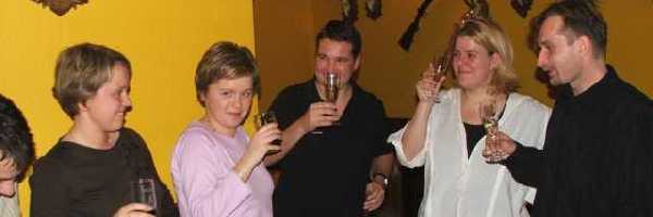 /friends/party/04ggyszn/photos/photo009.jpg