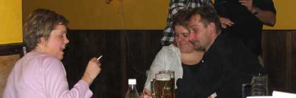 /friends/party/04ggyszn/photos/photo028.jpg