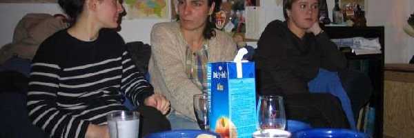 /friends/party/04vikinn/photos/photo030.jpg