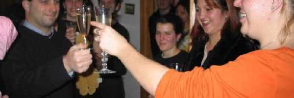 /friends/party/04vikinn/photos/photo037.jpg