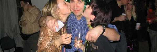 /friends/party/051231/photos/photo081.jpg