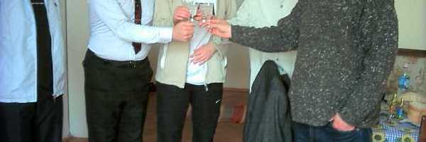 /friends/party/05husvet/photos/photo016.jpg