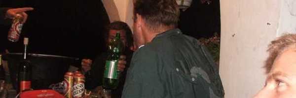/friends/party/05somlo/photos/photo066.jpg