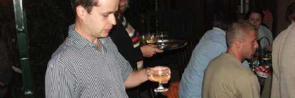 /friends/party/05vikiszn/photos/photo023.jpg