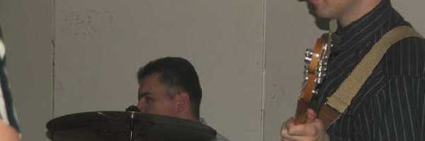 /friends/party/060318/photos/photo012.jpg