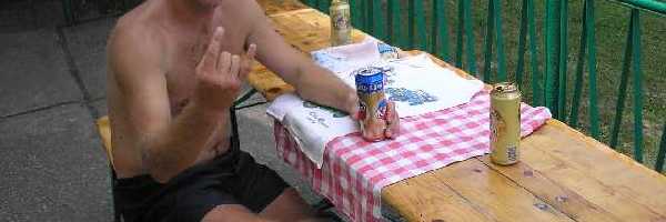 /friends/party/070621/photos/photo016.jpg