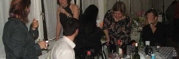 /friends/party/080112/photos/photo026.jpg