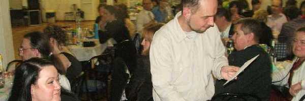 /friends/party/080112/photos/photo040.jpg