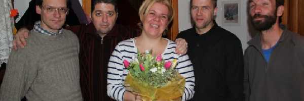 /friends/party/101223/photos/photo_upload_by_nicola_at_20101224203210_13.jpg