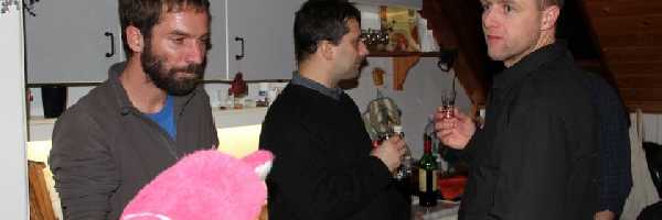 /friends/party/101223/photos/photo_upload_by_nicola_at_20101224203943_7.jpg