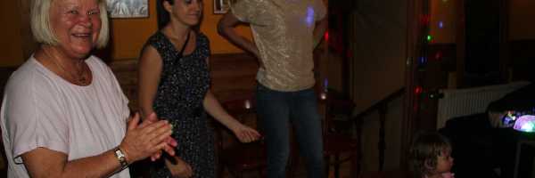 /friends/party/150918/photos/img_0509.jpg
