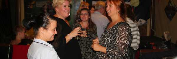 /friends/party/150918/photos/img_0577.jpg
